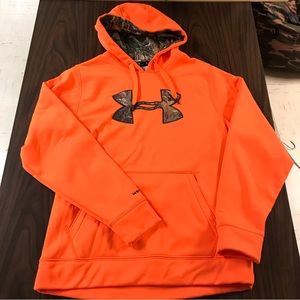 camo and orange under armour hoodie